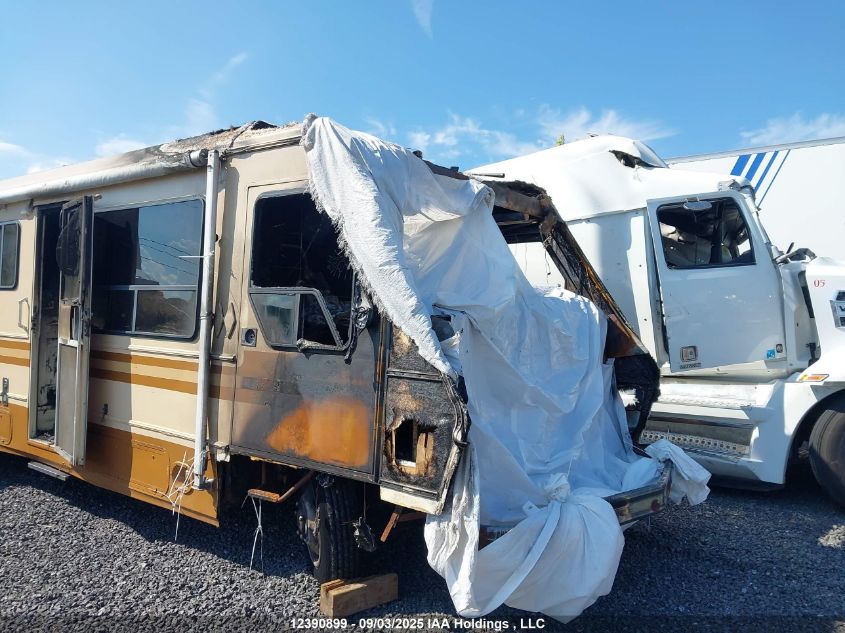 1986 GMC Motor Home Chassis P3500 VIN: 1GDKP37W4G3501686 Lot: 12390899