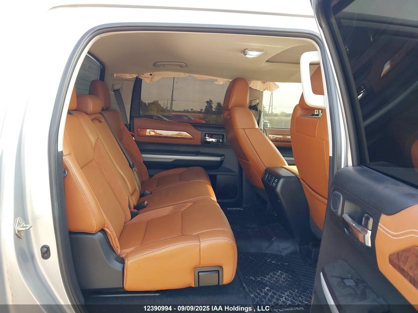 5TFAY5F11KX826988 2019 TOYOTA TUNDRA photo no. 8