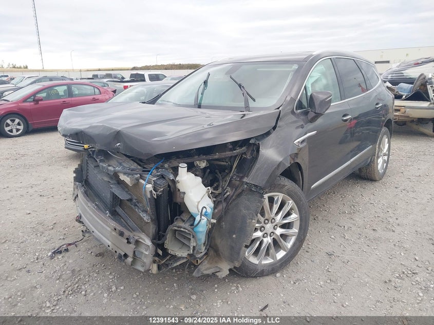5GAEVAKW4JJ155758 2018 BUICK ENCLAVE photo no. 2