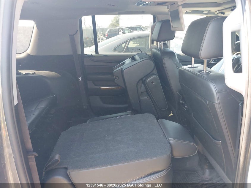 1GKS2HKJ2HR203121 2017 GMC YUKON photo no. 8