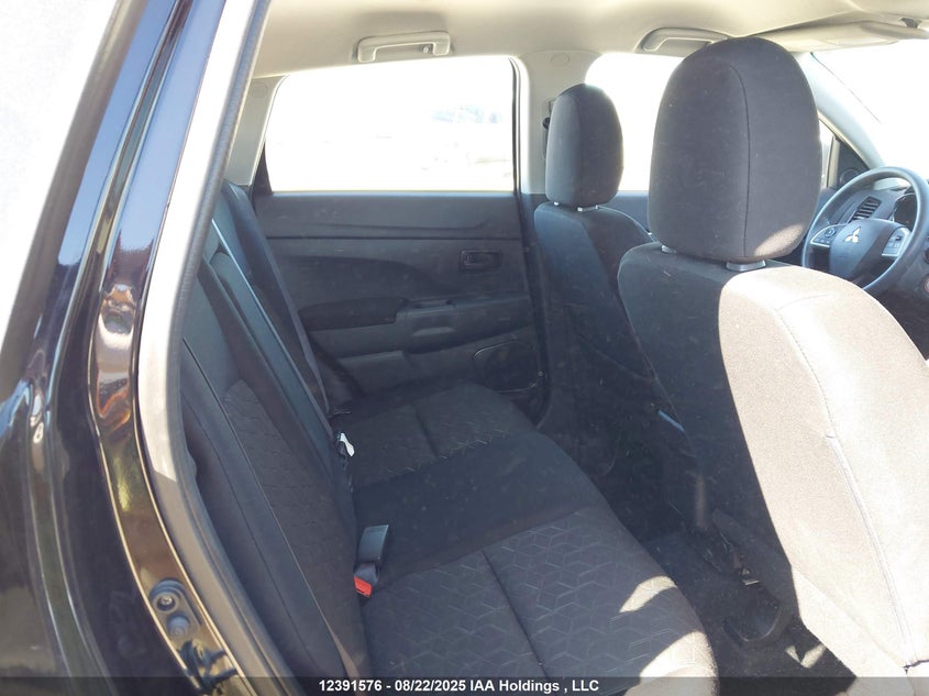 2024 Mitsubishi Rvr Es VIN: JA4AJUAU1RU608331 Lot: 12391576