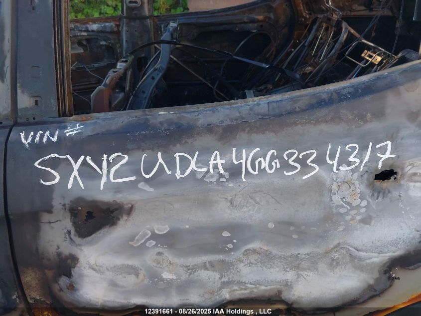 2016 Hyundai Santa Fe Sport 2.0T Se VIN: 5XYZUDLA4GG334317 Lot: 12391661