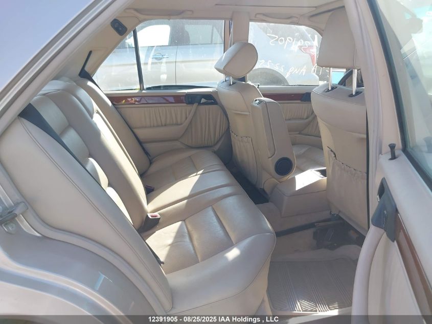 1994 Mercedes-Benz E 320 VIN: WDBEA32E8RC117316 Lot: 12391905