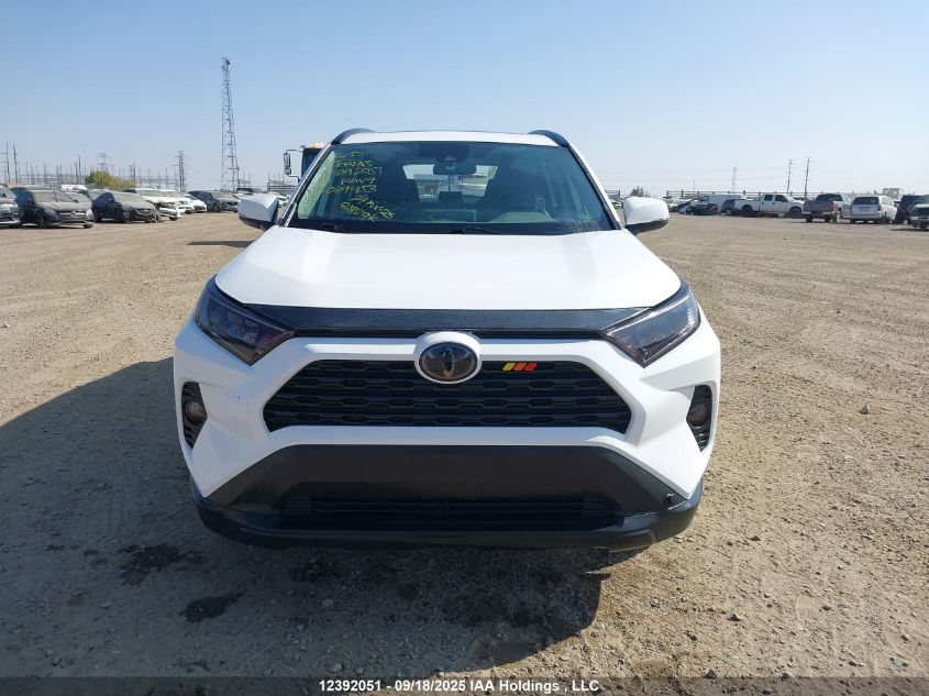 2020 Toyota Rav4 Xle/Xle Premium VIN: 2T3R1RFV0LW089953 Lot: 12392051