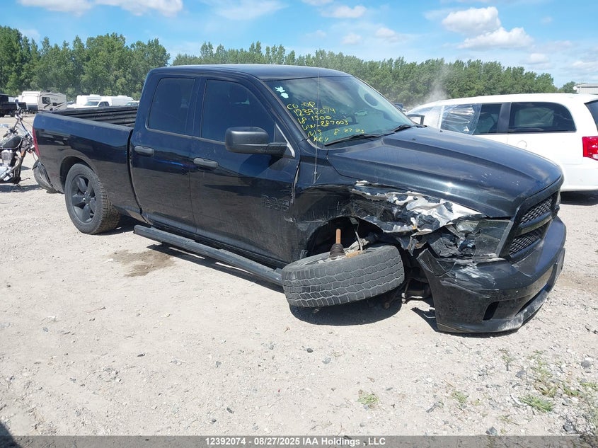 1C6RR7FG3JS287003 2018 Ram 1500 St auction photo 1