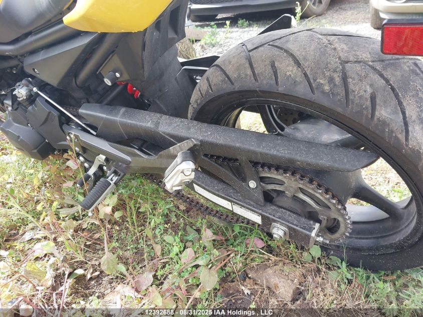 2009 Yamaha Fz6 R VIN: JYARJ18NX9A000326 Lot: 12392688