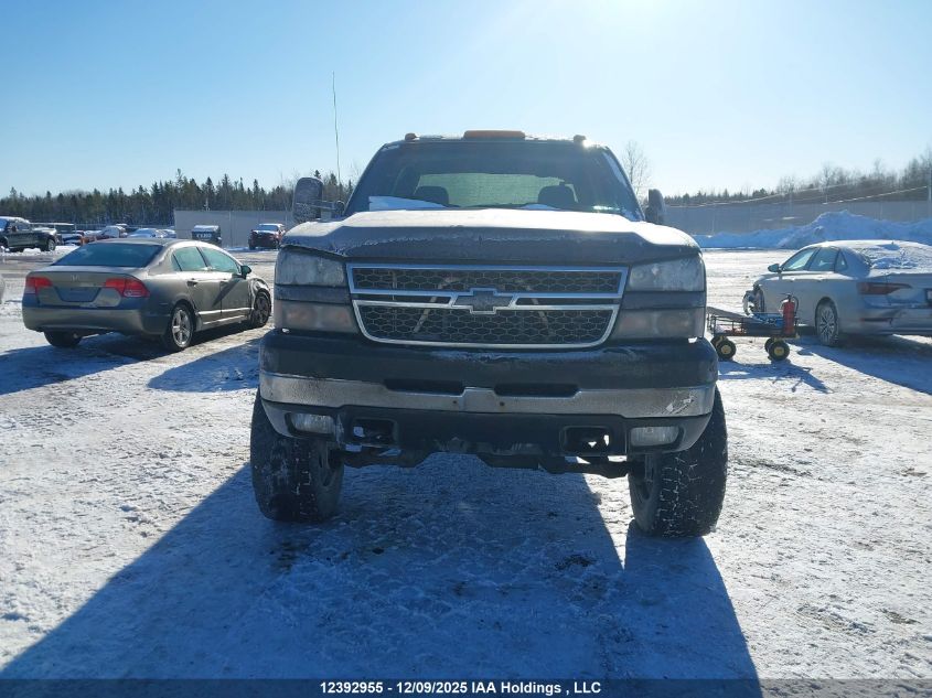 2005 Chevrolet Silverado 3500 Ls/Lt VIN: 1GCJK33215F880563 Lot: 12392955
