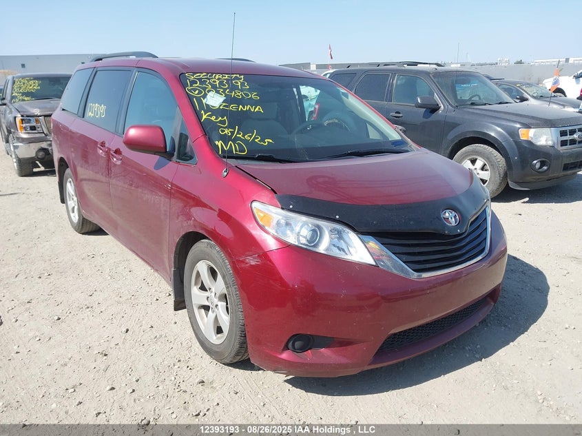 5TDKK3DC2BS034806 2011 TOYOTA SIENNA photo no. 19