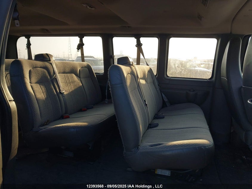 1GA2GZDG4A1130710 2010 CHEVROLET  photo no. 8