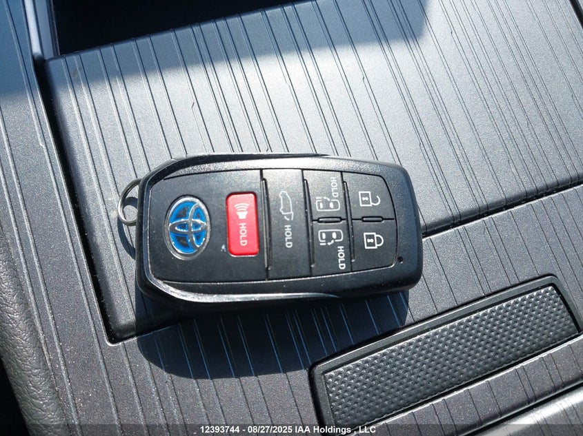5TDGRKEC8SS236916 2025 TOYOTA SIENNA photo no. 11