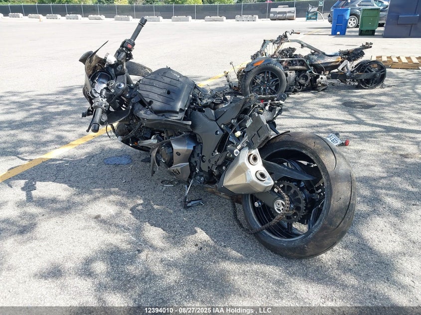 JKAZXCW11HA003493 2017 KAWASAKI ZX photo no. 3