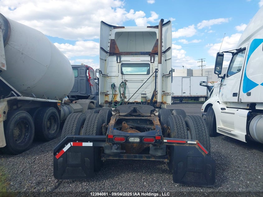 2015 Volvo Vn L VIN: 4V4NC9EGXFN189179 Lot: 12394081