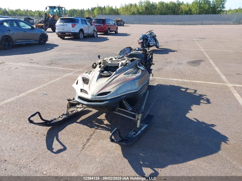 2001 Yamaha VIN: 8DM008983 Lot: 12394135