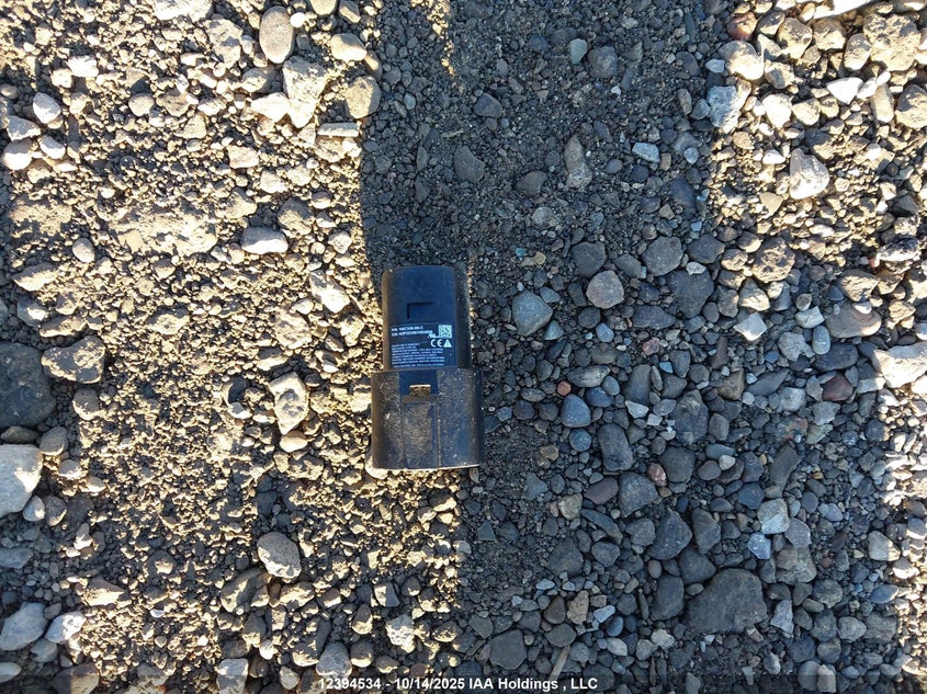 7SAYGDEE6PF644417 2023 TESLA MODEL Y photo no. 17