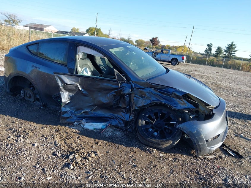 7SAYGDEE6PF644417 2023 TESLA MODEL Y photo no. 11