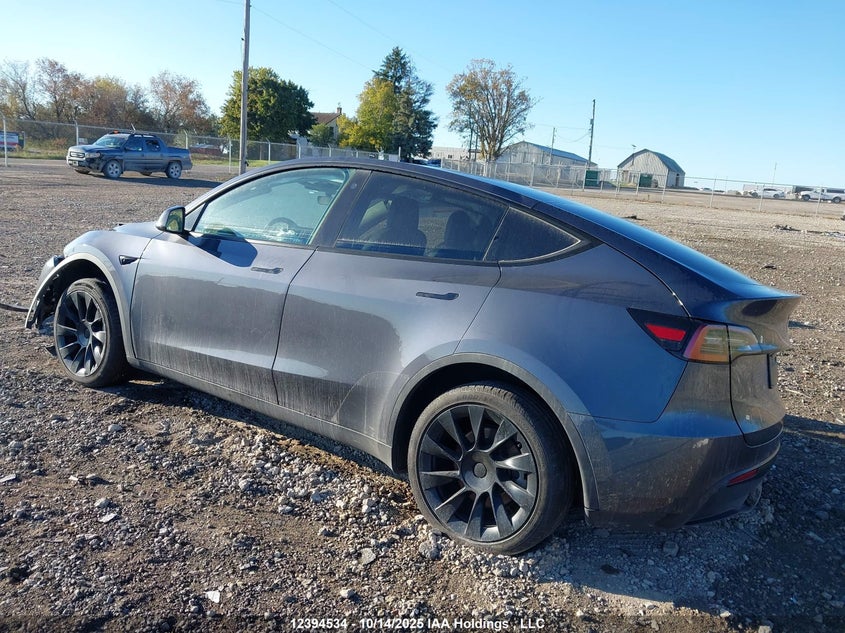 7SAYGDEE6PF644417 2023 TESLA MODEL Y photo no. 3