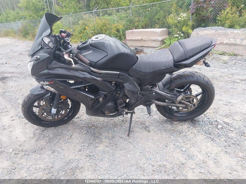 JKAEXEE10CDA03524 2012 KAWASAKI NINJA photo no. 16