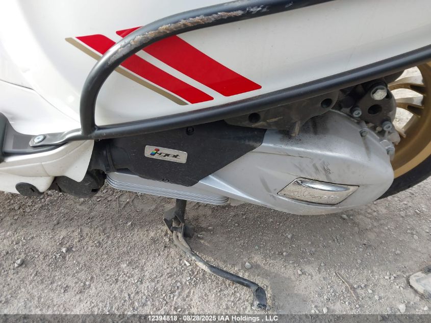 2022 Vespa Primavera/Sprint 150 VIN: ZAPM818G8N5802595 Lot: 12394818