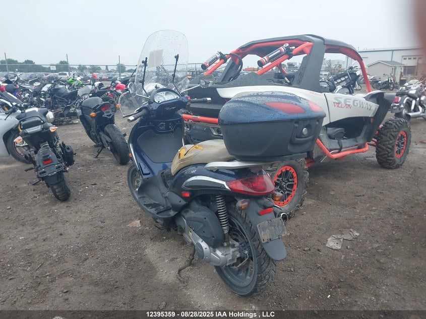 ZAPM289LXC5290101 2012 PIAGGIO BV photo no. 3