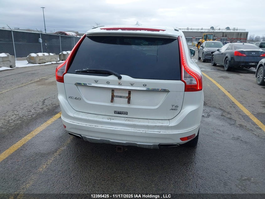 YV4902RK9F2628513 2015 VOLVO  photo no. 16