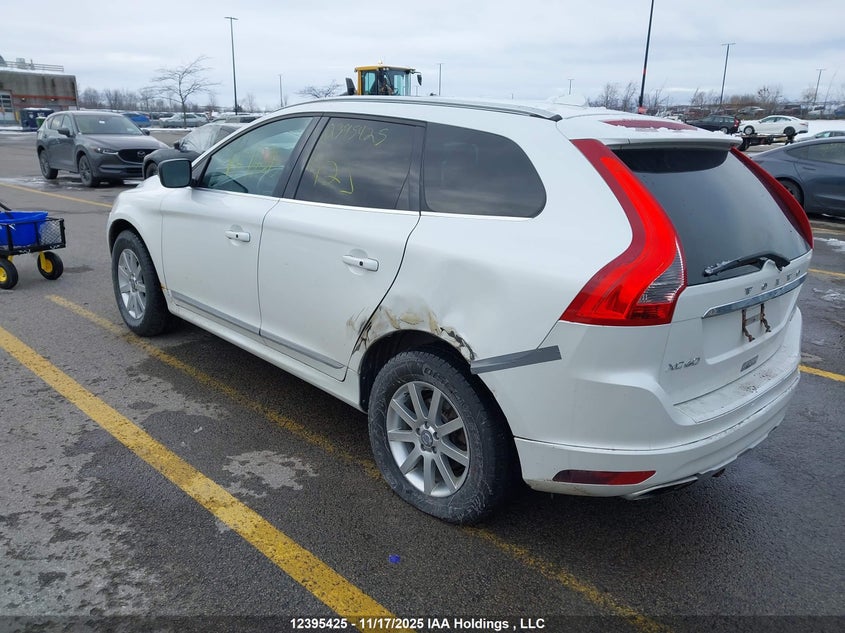 YV4902RK9F2628513 2015 VOLVO  photo no. 3