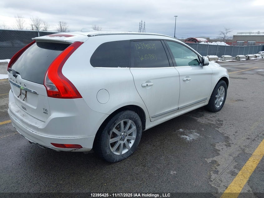 YV4902RK9F2628513 2015 VOLVO  photo no. 4