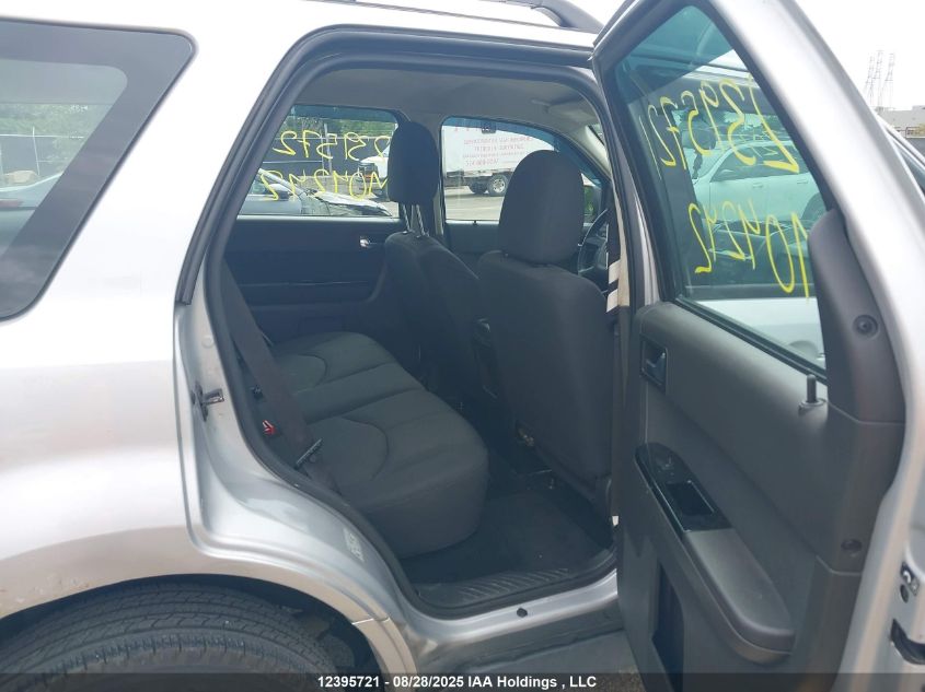 2011 Mazda Tribute I VIN: 4F2CY0C77BKM04242 Lot: 12395721