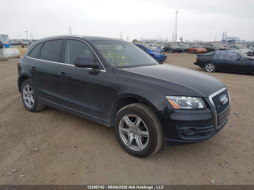 WA1LFCFP1CA068852 2012 AUDI Q5 photo no. 2