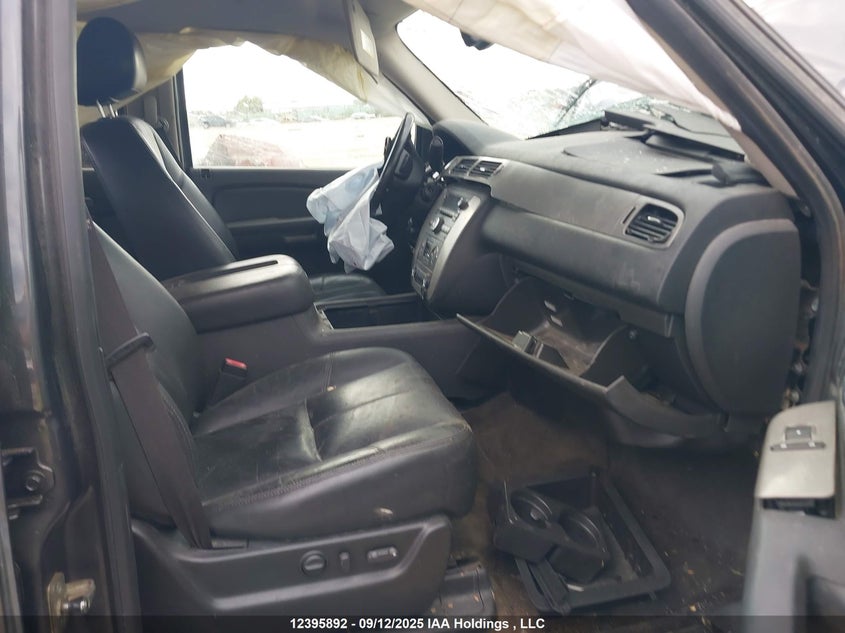 3GNVKFE04AG182799 2010 CHEVROLET AVALANCHE photo no. 5