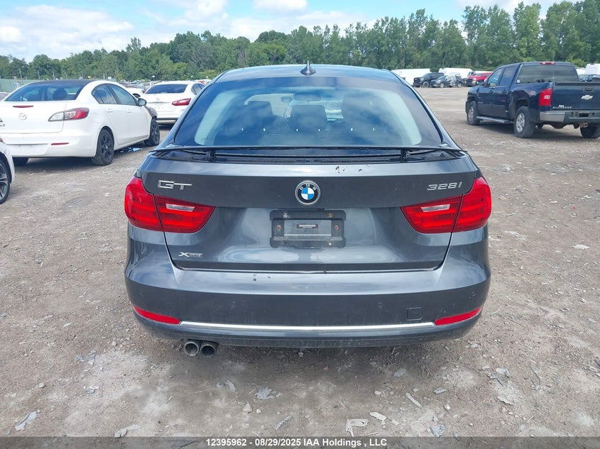 WBA8Z5C56GG500627 2016 BMW 3ER photo no. 16