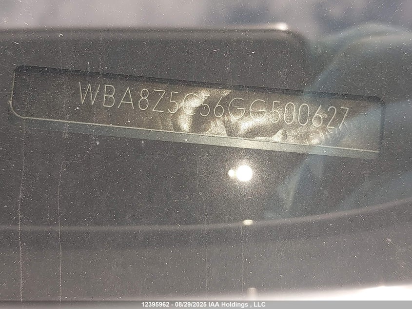 WBA8Z5C56GG500627 2016 BMW 3ER photo no. 17