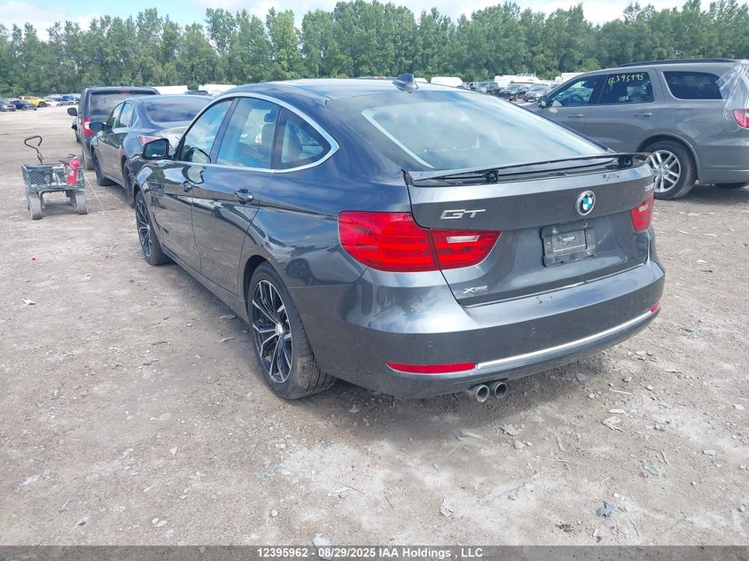 WBA8Z5C56GG500627 2016 BMW 3ER photo no. 3