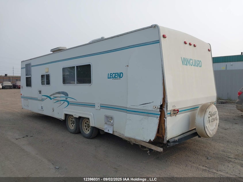2VHTH216X41410016 2004   photo no. 3