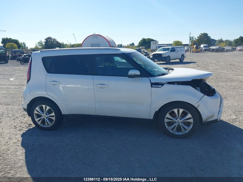 KNDJP3A58F7233359 2015 KIA SOUL photo no. 14