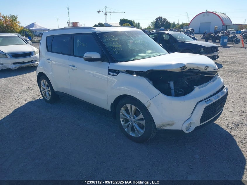 KNDJP3A58F7233359 2015 KIA SOUL photo no. 18