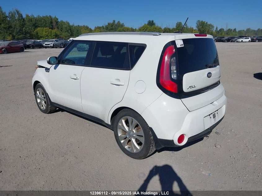 KNDJP3A58F7233359 2015 KIA SOUL photo no. 3