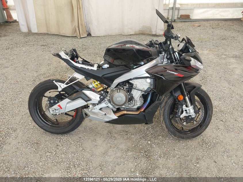 ZD4KSUM09NS000230 2022 APRILIA TUONO photo no. 16