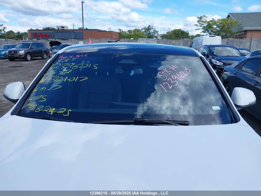 2025 BMW X2 xDrive28I VIN: WBX63GM05S5304017 Lot: 12396215