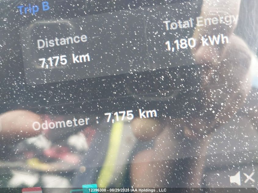 2025 Tesla Model Y VIN: 7SAYGDEE0SF317942 Lot: 12396308