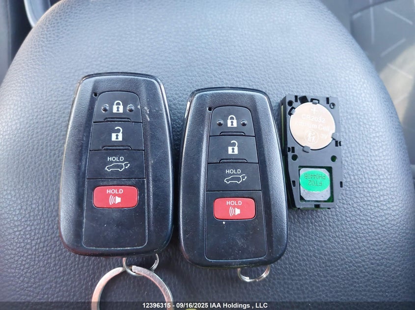 2T3R1RFV6NC318205 2022 TOYOTA RAV 4 photo no. 11