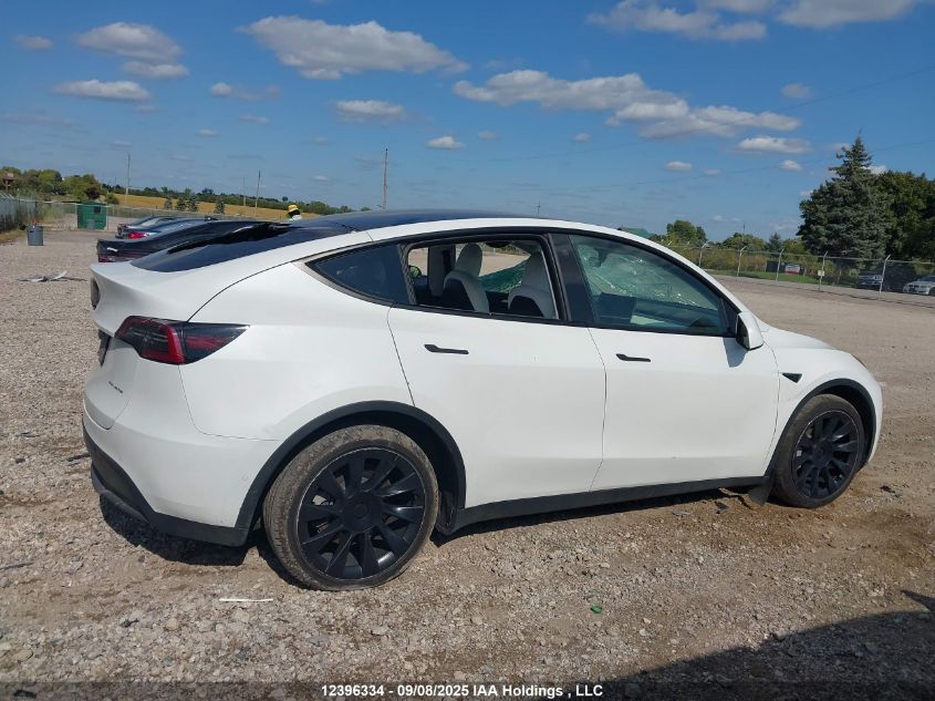 2022 Tesla Model Y Long Range VIN: 7SAYGAEE0NF530814 Lot: 12396334