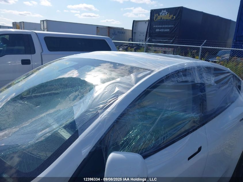 2022 Tesla Model Y Long Range VIN: 7SAYGAEE0NF530814 Lot: 12396334