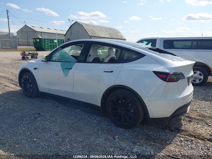 2022 Tesla Model Y Long Range VIN: 7SAYGAEE0NF530814 Lot: 12396334