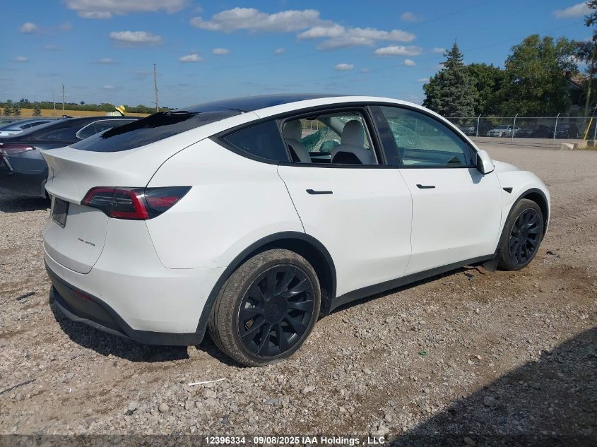 2022 Tesla Model Y Long Range VIN: 7SAYGAEE0NF530814 Lot: 12396334