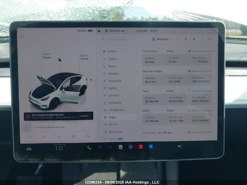 2022 Tesla Model Y Long Range VIN: 7SAYGAEE0NF530814 Lot: 12396334