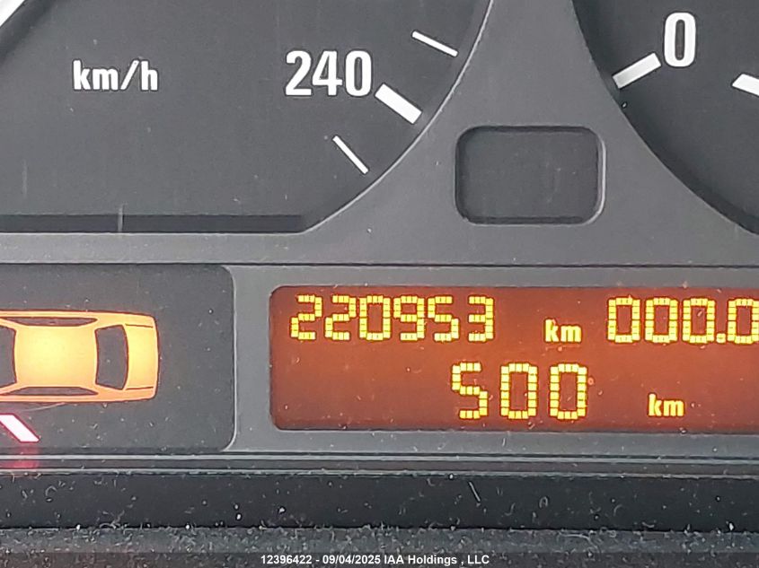 2002 BMW 325Xit VIN: WBAEP33452PF01333 Lot: 12396422