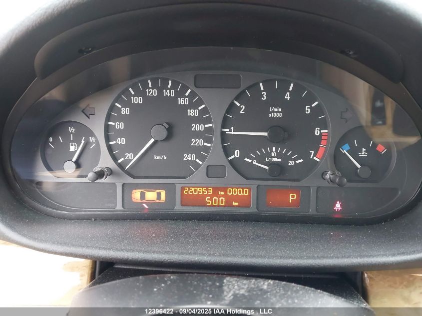 2002 BMW 325Xit VIN: WBAEP33452PF01333 Lot: 12396422