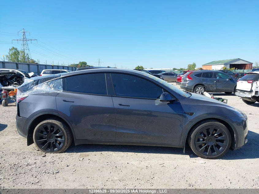 7SAYGDEE6PF585949 2023 TESLA MODEL Y photo no. 14