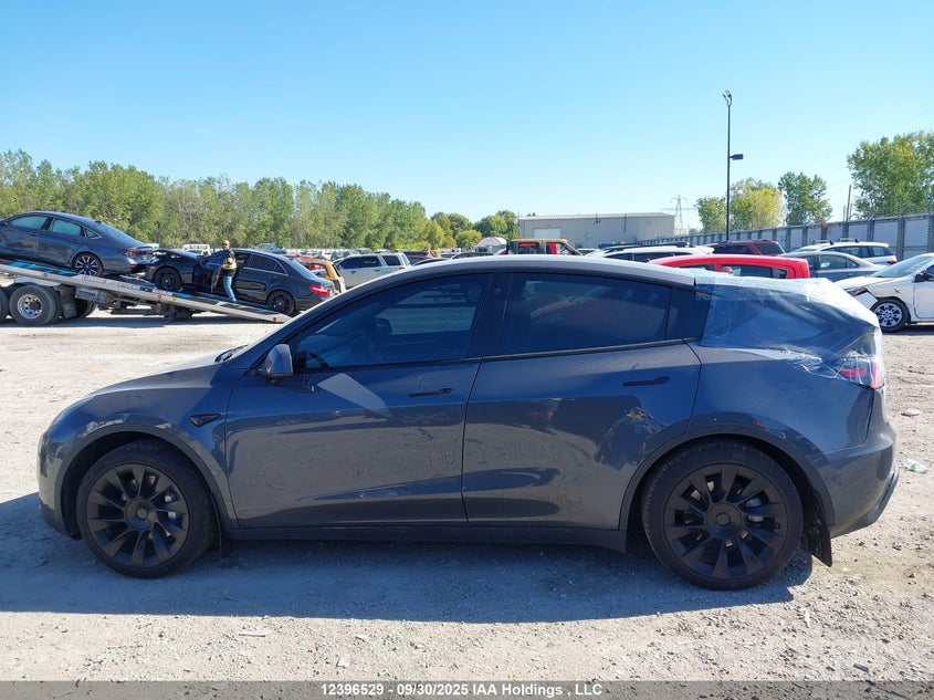 7SAYGDEE6PF585949 2023 TESLA MODEL Y photo no. 15