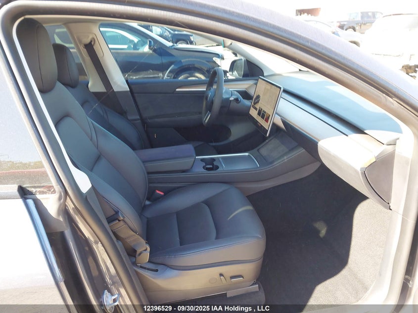 7SAYGDEE6PF585949 2023 TESLA MODEL Y photo no. 5